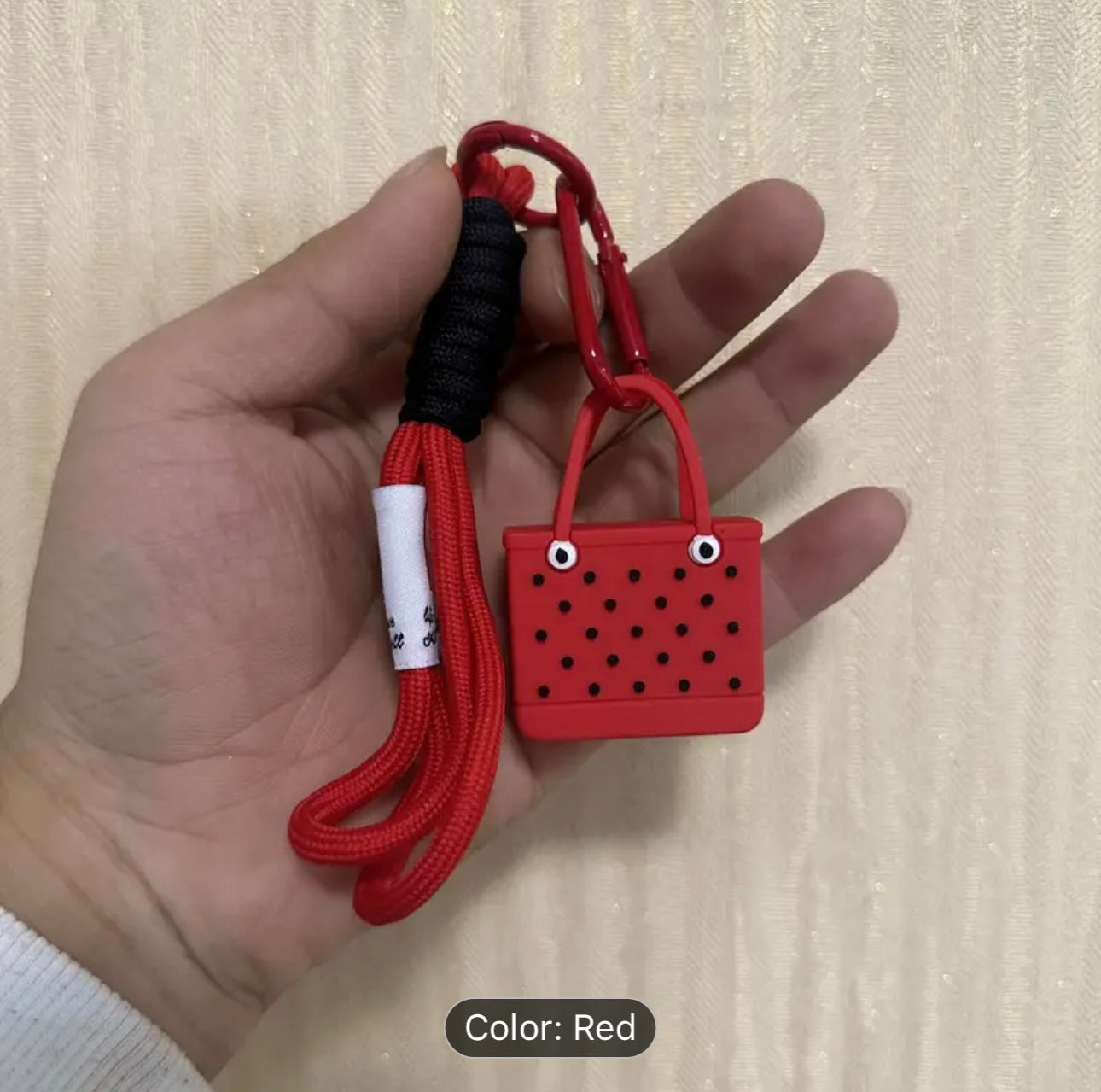 'EVA Beach Bag' Keychain Bracelet