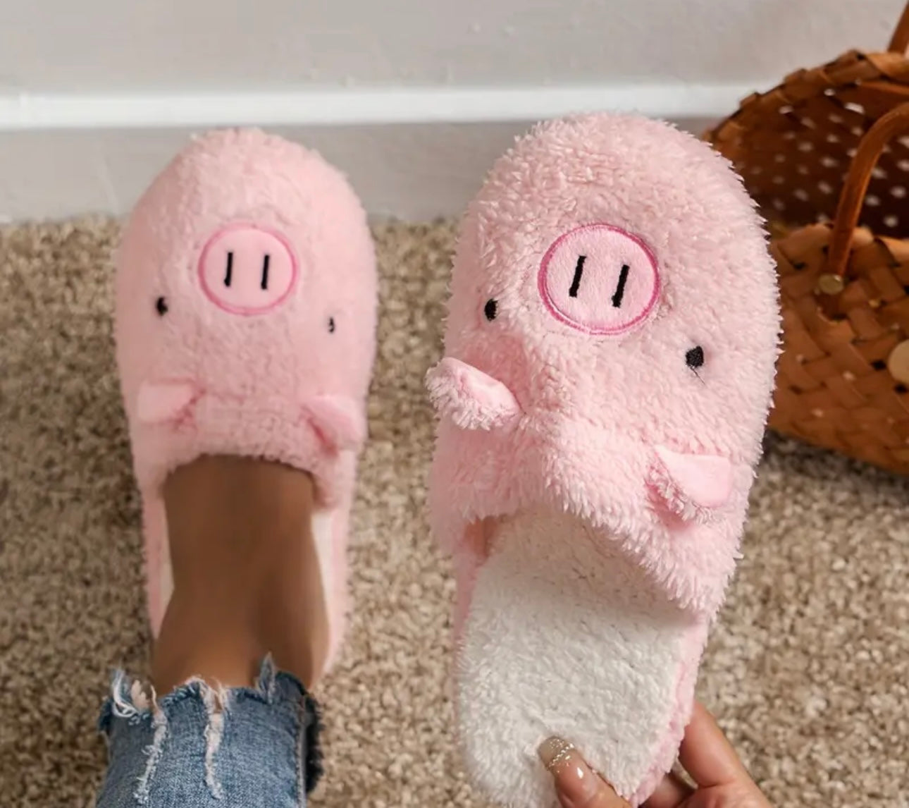 Cute Cartoon Pig Slippers