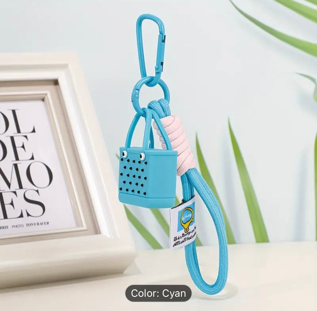 'EVA Beach Bag' Keychain Bracelet