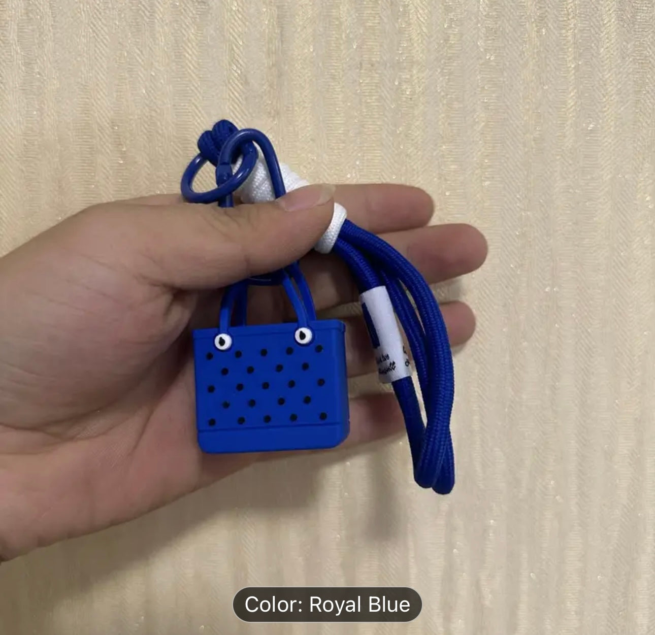 'EVA Beach Bag' Keychain Bracelet