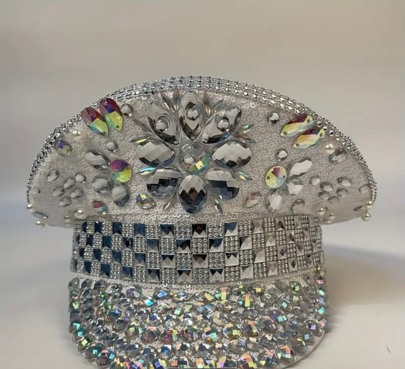 Bridal Headwear, Captain Hats, Baseball, Baroque Headbands, Veils, Tiaras, Neckwear