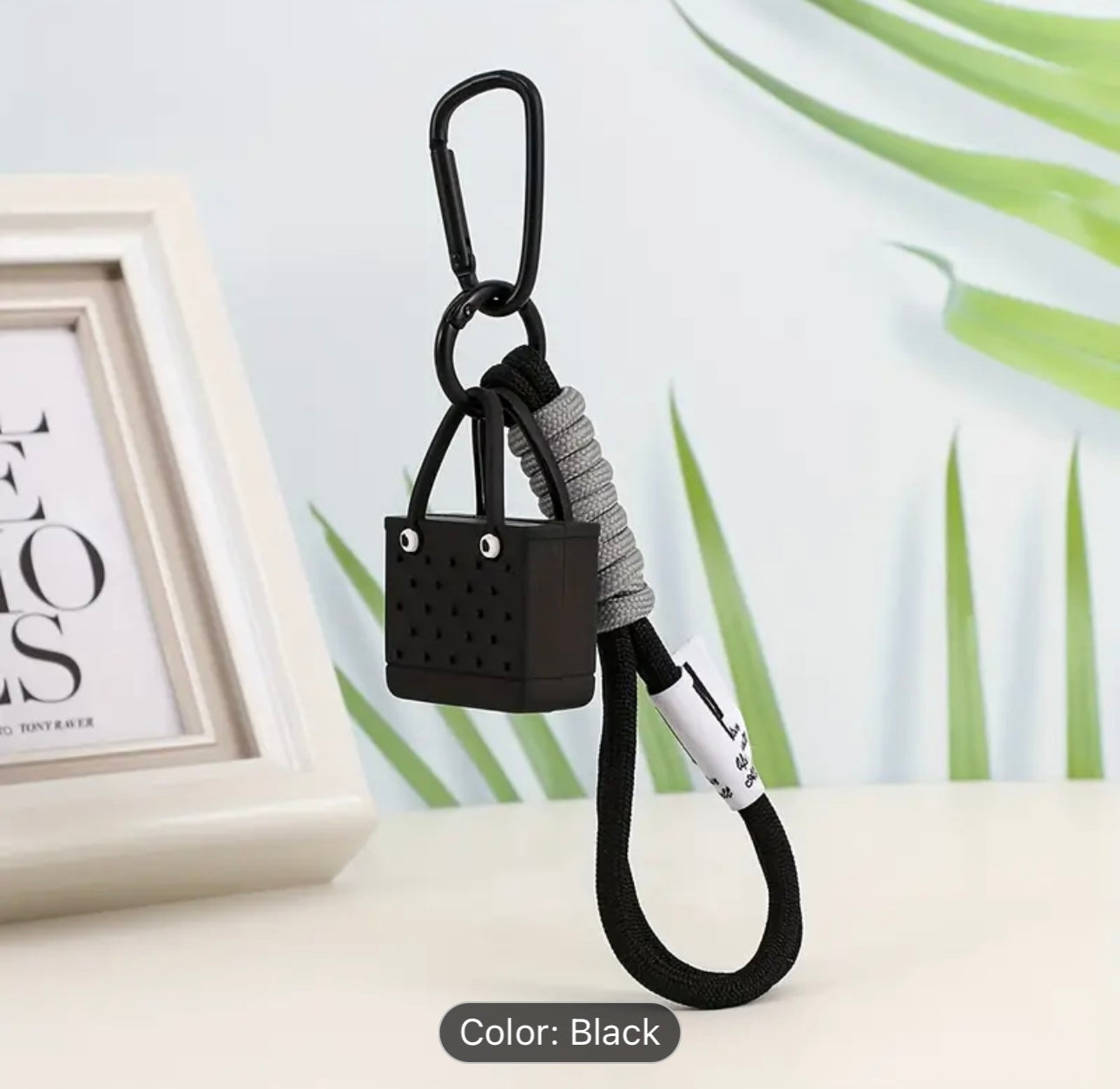 'EVA Beach Bag' Keychain Bracelet